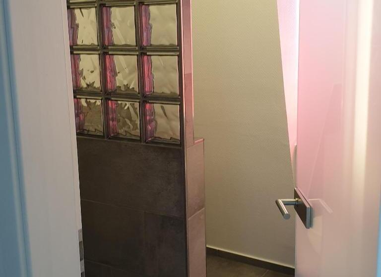 小型豪华套房, Apartuum