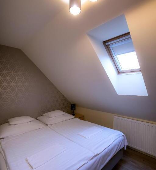 إستديو قياسى مزود بشرفة, Dreiszker Apartmanház