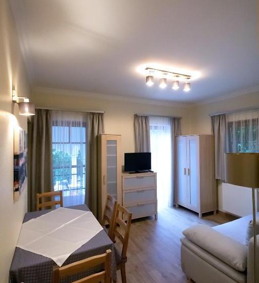 شقة غرفة نوم واحدة مزودة بشُرفة, Dreiszker Apartmanház