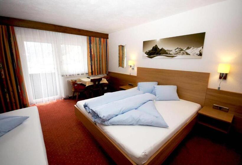 غرفة قياسية ثلاثية, Garni Rudigier