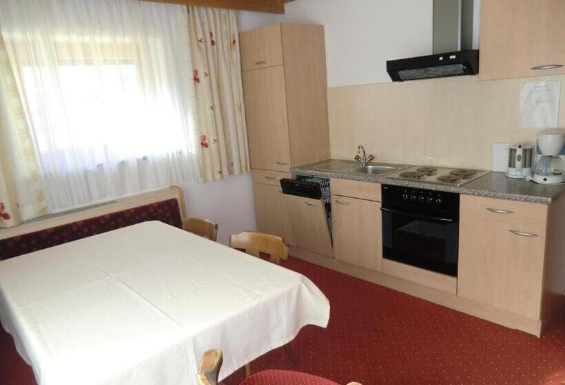 3ベッドルームアパートメント, Garni Rudigier