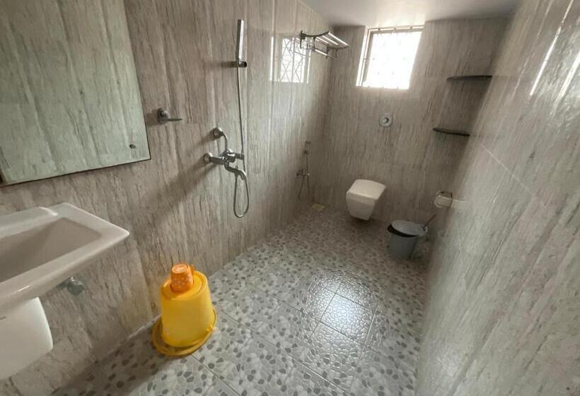 חדר דלוקס, Jason Guest House