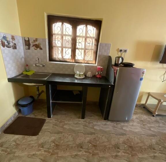 חדר דלוקס, Jason Guest House