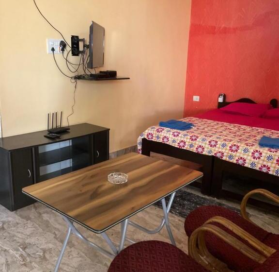 חדר דלוקס, Jason Guest House