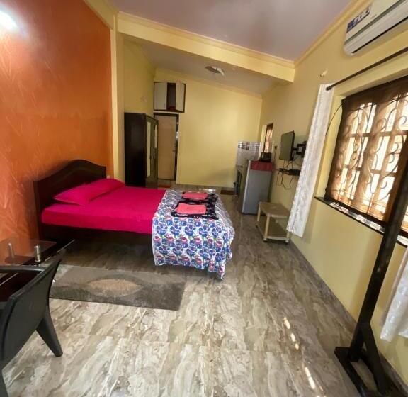 חדר דלוקס, Jason Guest House