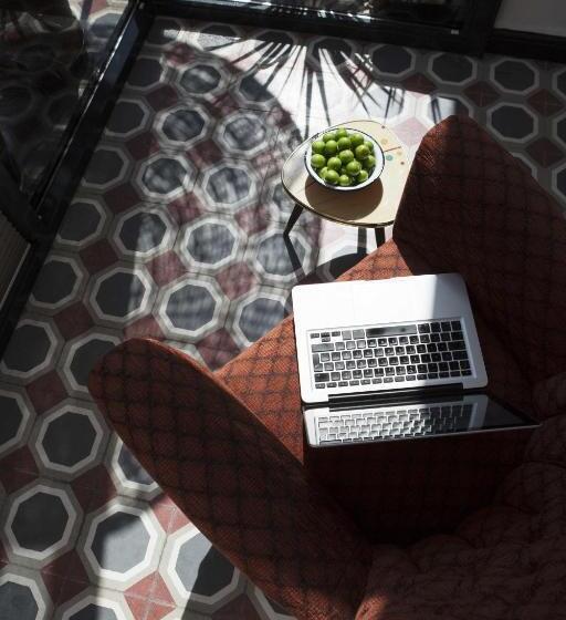 1 Bedroom Penthouse Apartment, Kumbaracı Apartments & Suites