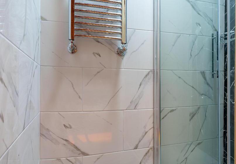 سوئیت با بالکن, Kumbaracı Apartments & Suites