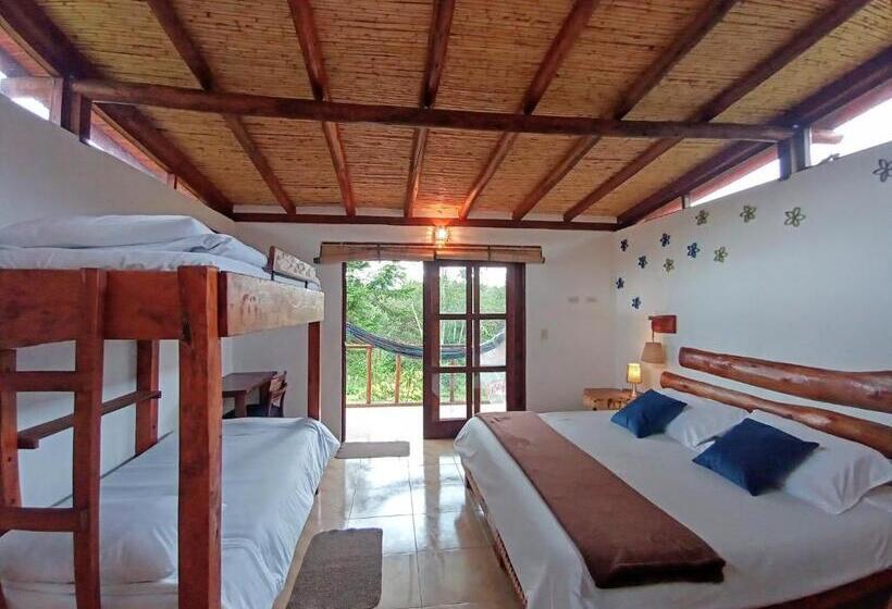 בונגלו משפחתי, Monte Verde Cabañas Y Camping