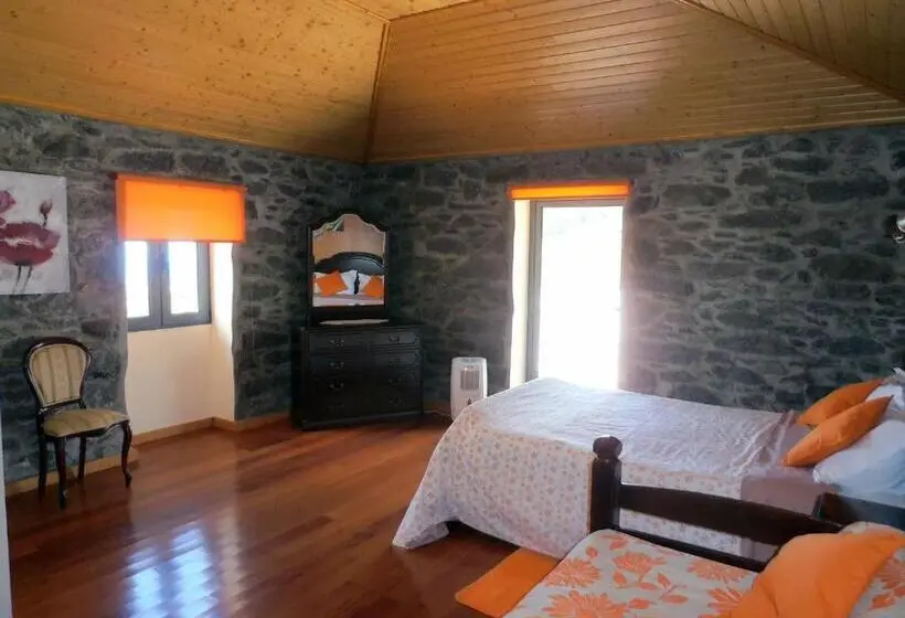 ２ベッドルームハウス, Quinta Escola