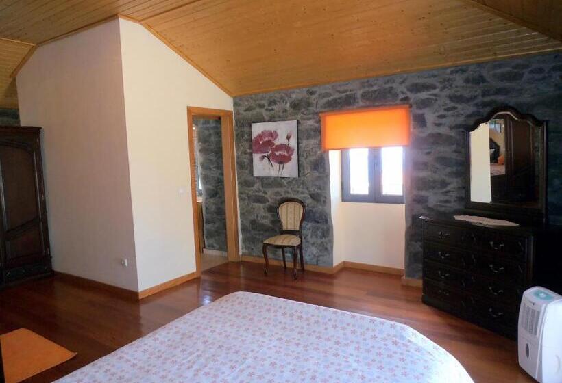 Дом 2 Спальни, Quinta Escola