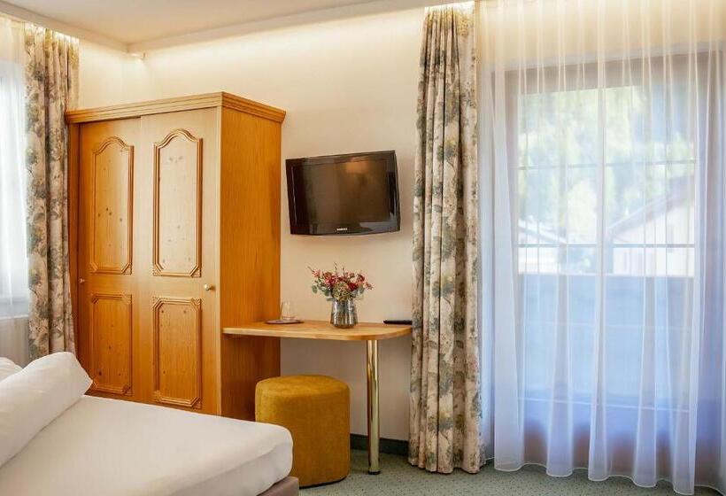 חדר סטנדרט יחיד, Pension Inge