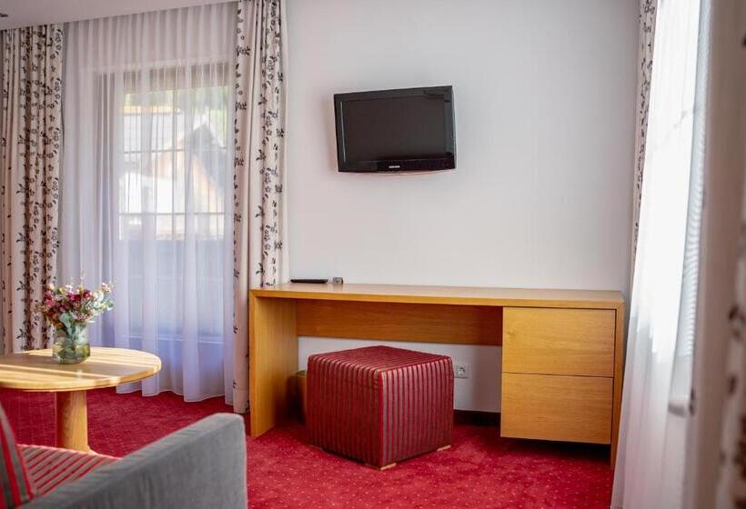 סוויטת ג'וניור, Pension Inge