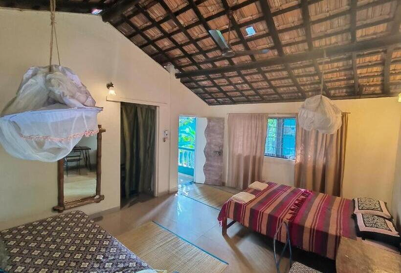 Семейный Номер, Ff Space, Beach Property Only For Shanti Yoga People, Mandremarambol Beach