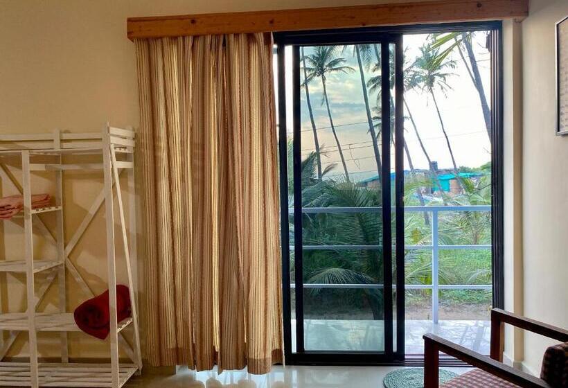 Номер Superior, Ff Space, Beach Property Only For Shanti Yoga People, Mandremarambol Beach