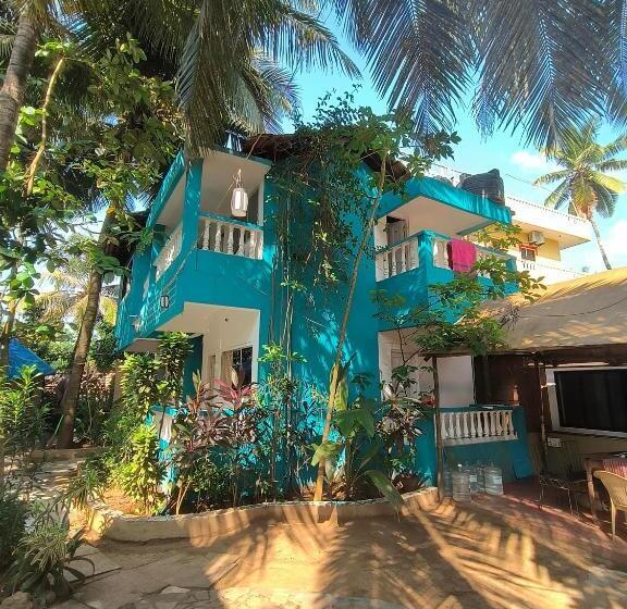 Номер Стандарт с Балконом, Ff Space, Beach Property Only For Shanti Yoga People, Mandremarambol Beach