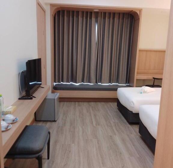 חדר דלוקס, Mayflower Grande Suite