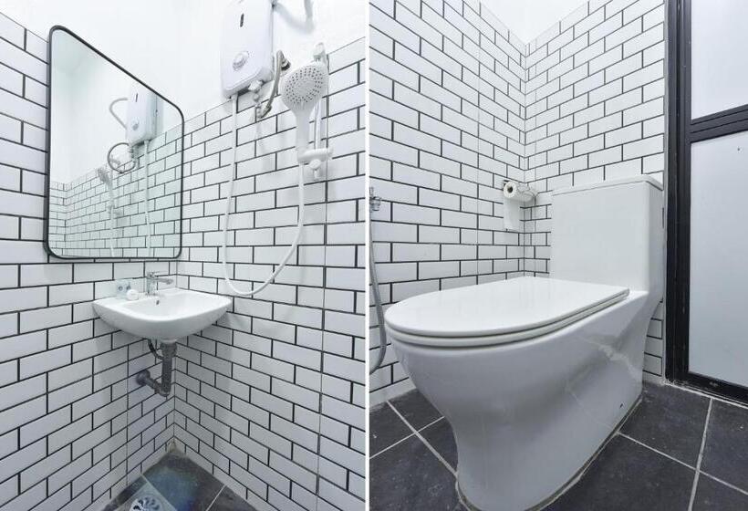 Quarto Deluxe Cama King, Madeena Inn By Oyo