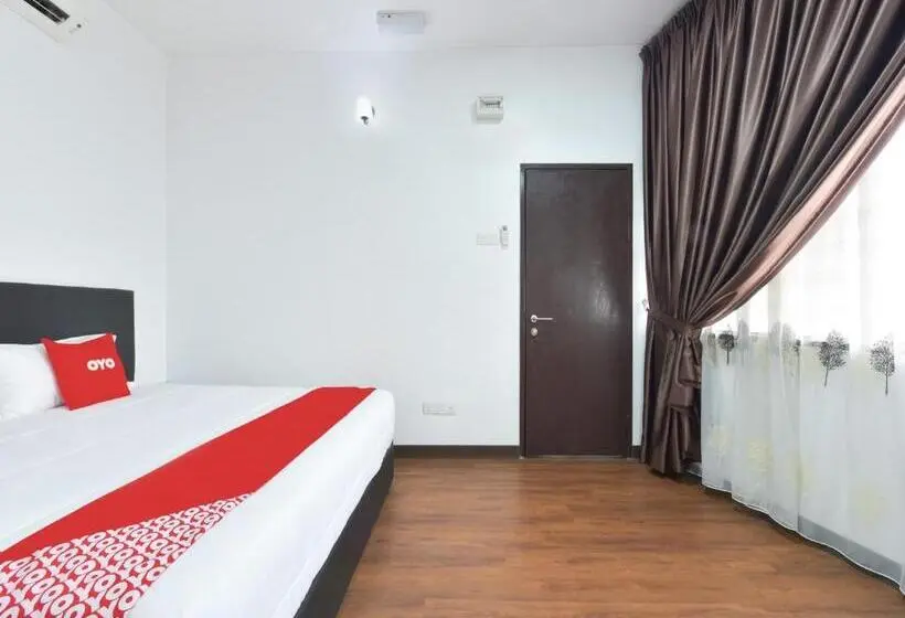 Deluxe-huone King-vuode, Madeena Inn By Oyo