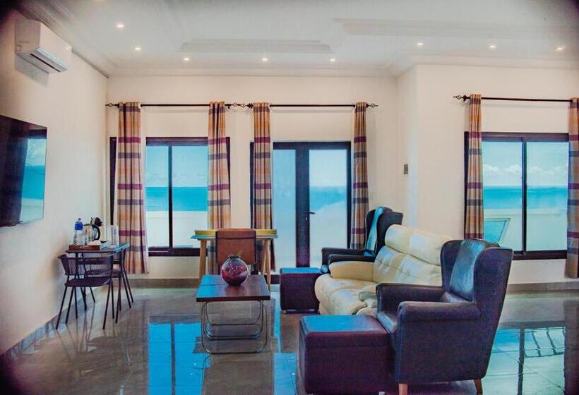 اتاق لوکس با تخت بزرگ, Majula Boutique