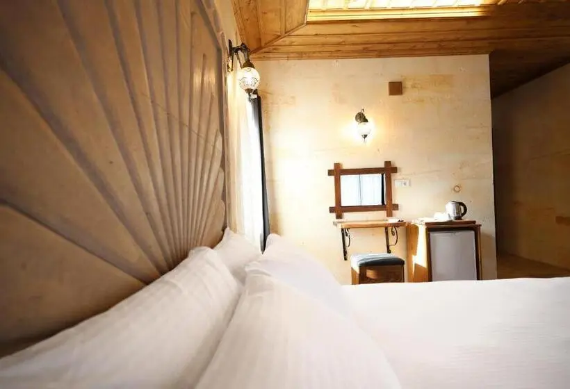 Superior-perhehuone, Rocca Stone House