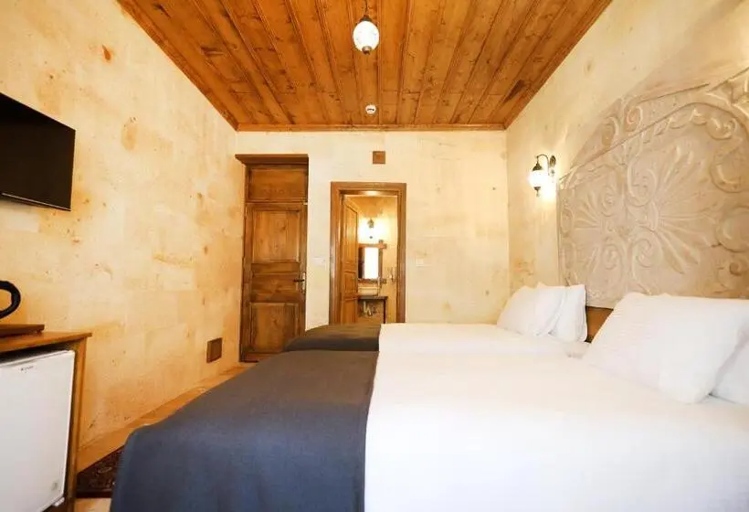 Superior-huone, Rocca Stone House