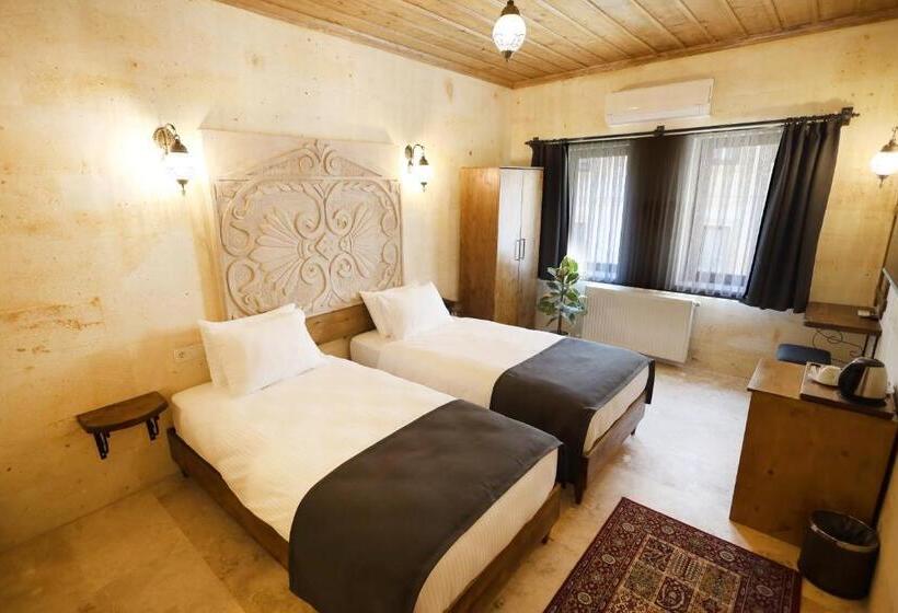 수피리어 룸, Rocca Stone House