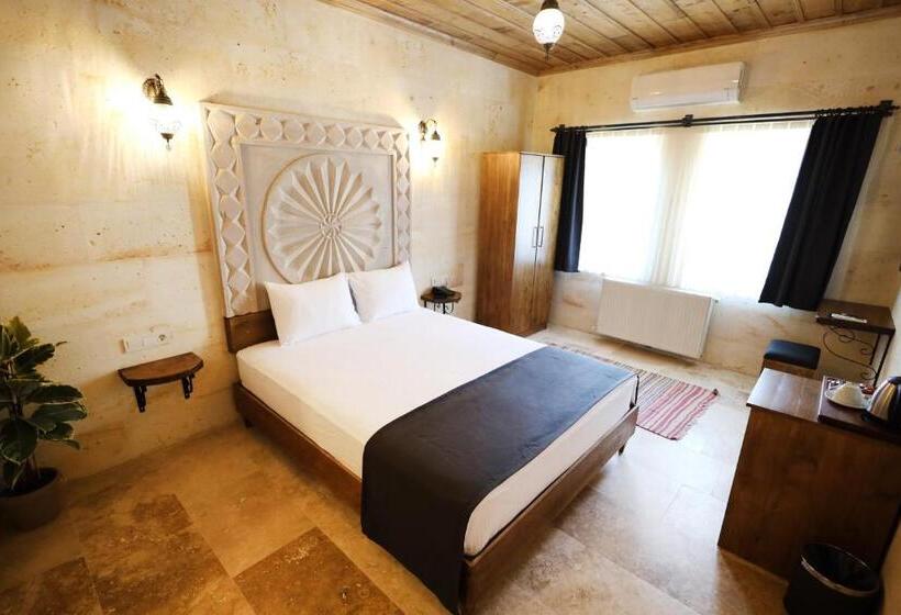 수피리어 룸, Rocca Stone House