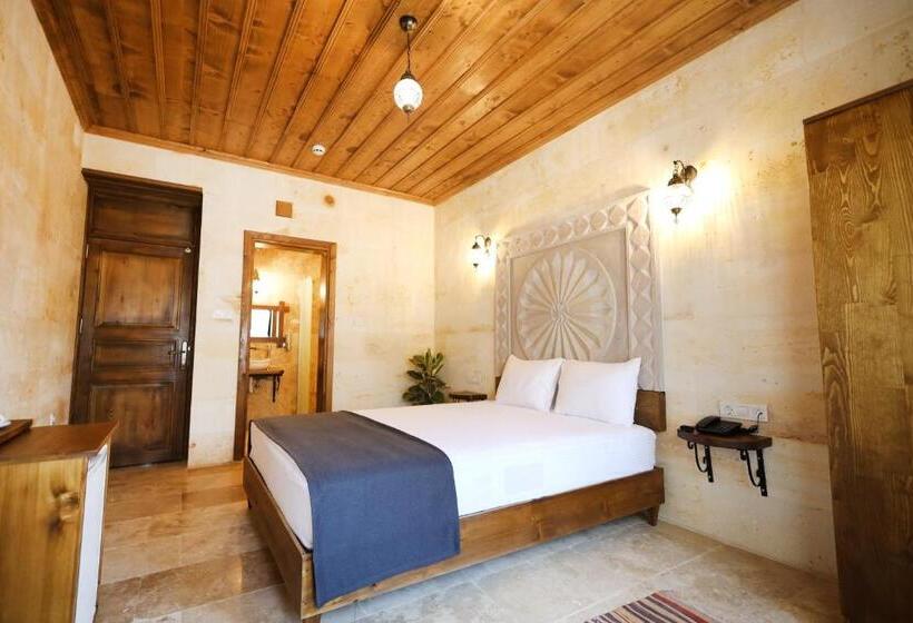 수피리어 룸, Rocca Stone House