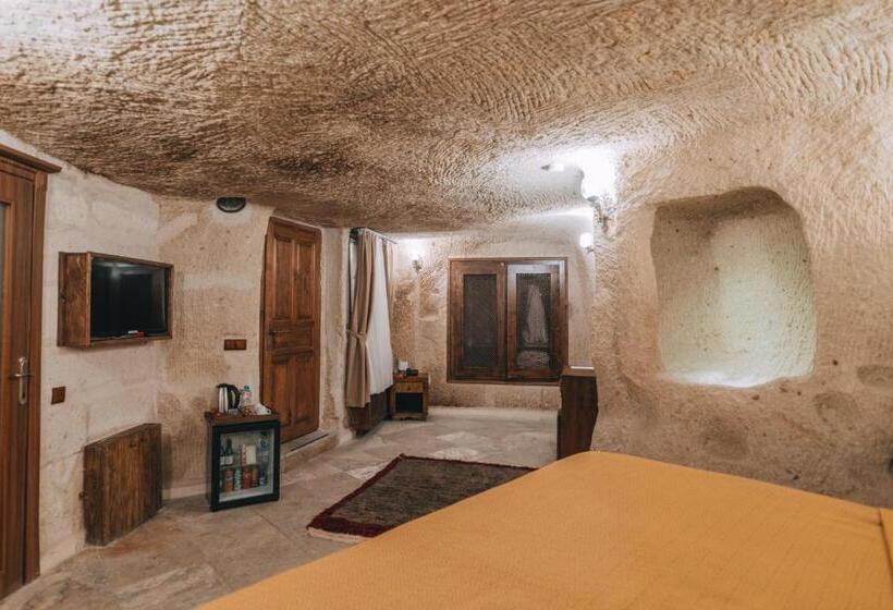 Люкс, Sora Cave