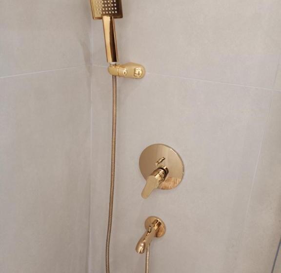 اتاق استاندارد با بالکن, Taksim Bosphorus