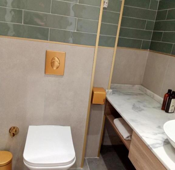 اتاق استاندارد با بالکن, Taksim Bosphorus