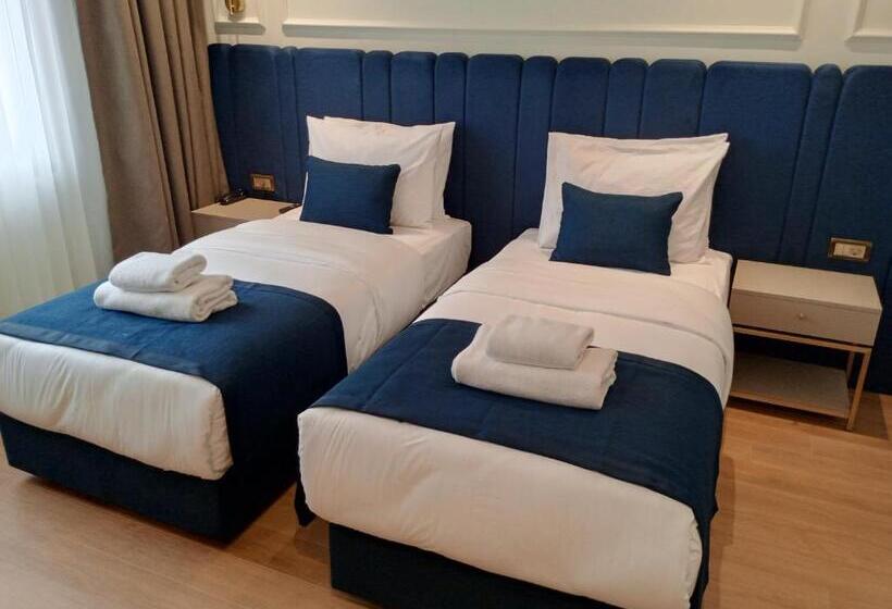 اتاق استاندارد با بالکن, Taksim Bosphorus