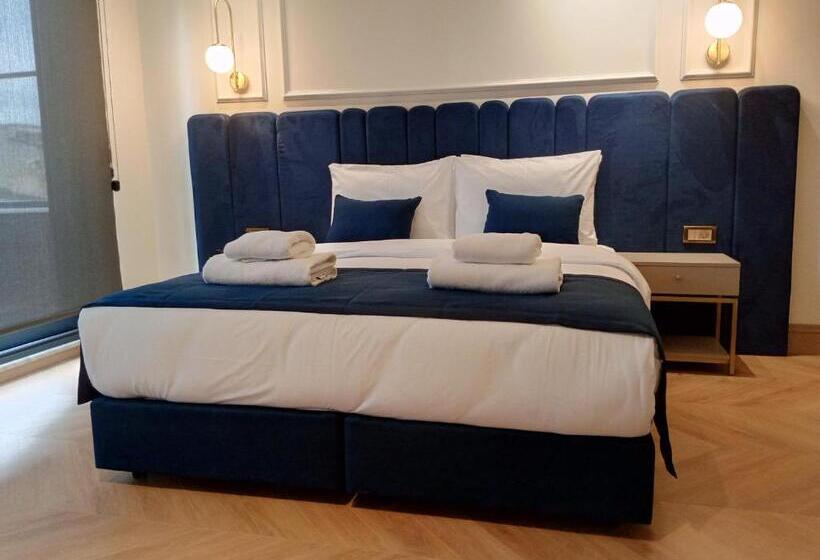 سوئیت با وان آب گرم, Taksim Bosphorus