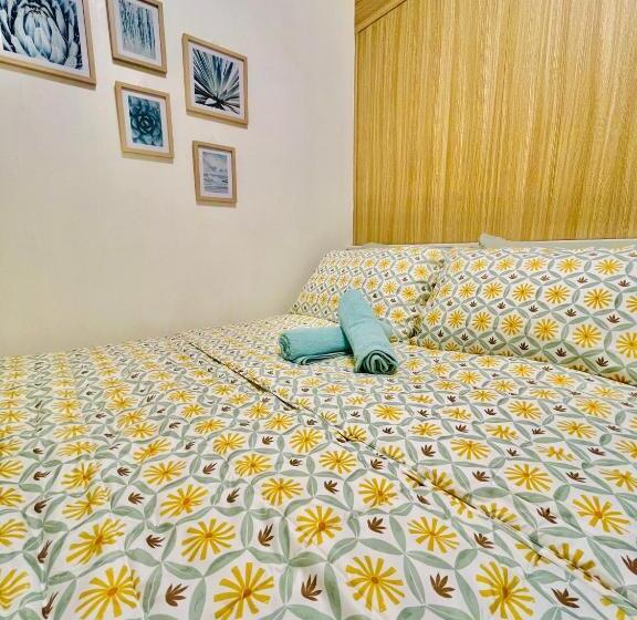 バルコニー付き1ベッドルームアパートメント, Shore Residences 1 Bedroom Condo Unit