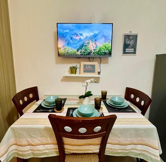 شقة غرفة نوم واحدة مزودة بشُرفة, Shore Residences   1 Bedroom Condo Unit
