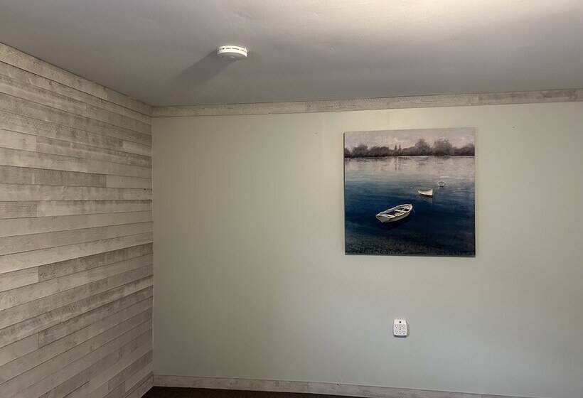 غرفة ديلوكس, Boulevard Motel