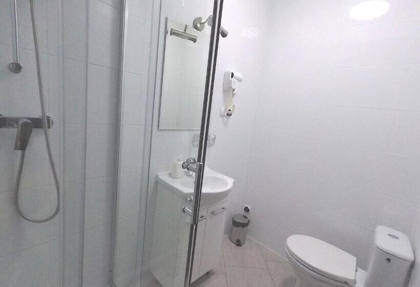 חדר אקונומי יחיד, Colnus