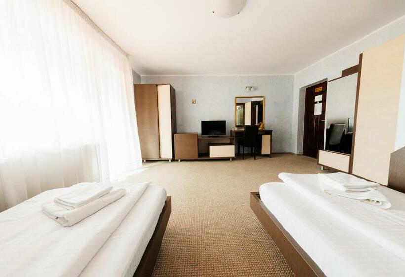 スタンダードルーム, Complex Turistic Max International