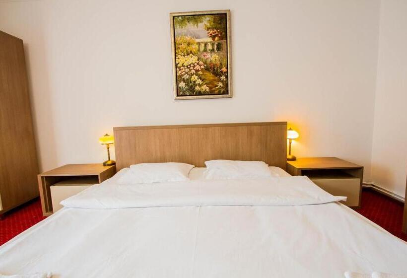 スーペリアールーム, Complex Turistic Max International