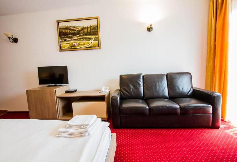 スーペリアールーム, Complex Turistic Max International