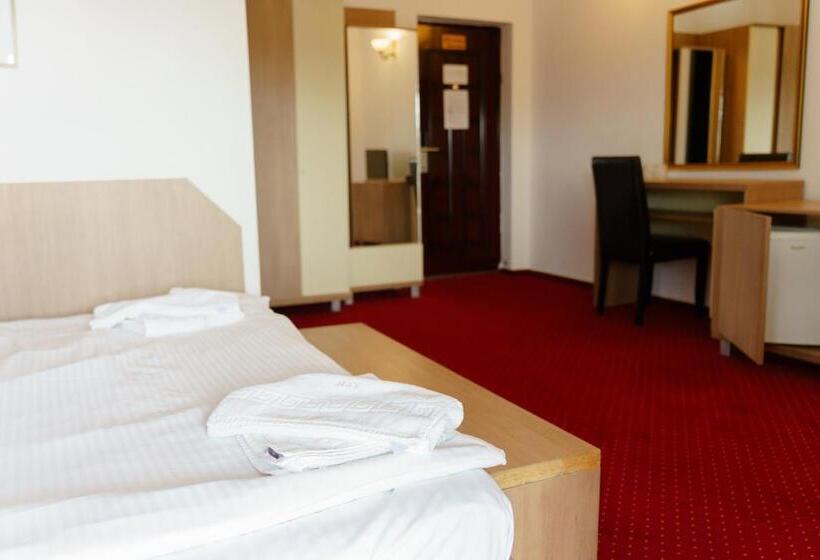 スタンダードルーム, Complex Turistic Max International