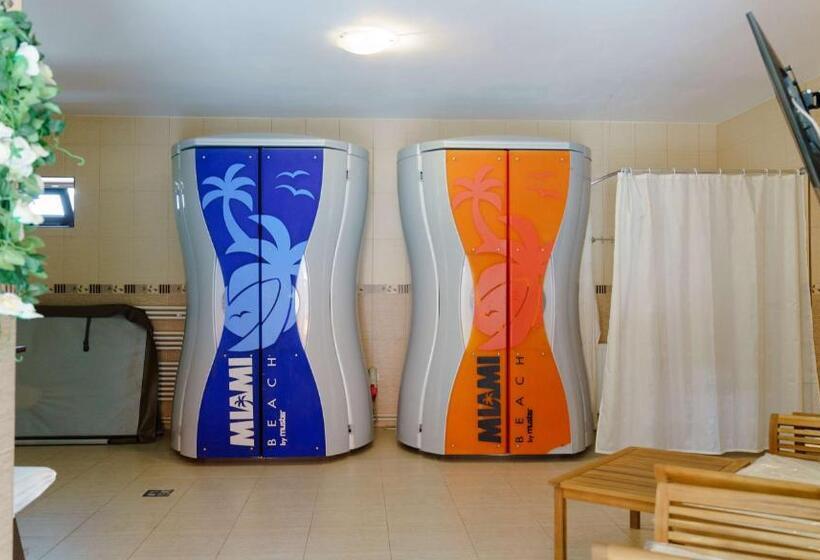 キングサイズベッドのデラックスルーム, Complex Turistic Max International