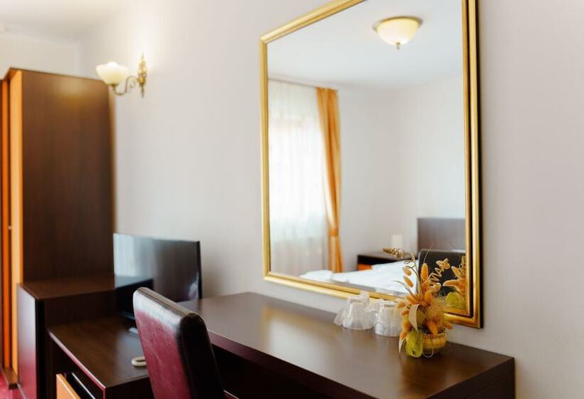 スーペリアールーム, Complex Turistic Max International