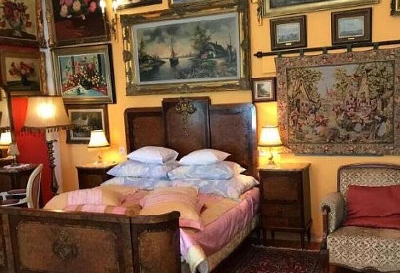 침실 1개 아파트, Dwór Barocco