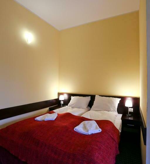 חדר סטנדרט, Edmar