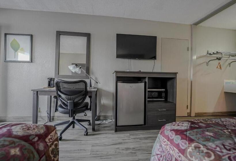 غرفه قياسيه سريرين مزدوجين, Executive Inn Locust Grove