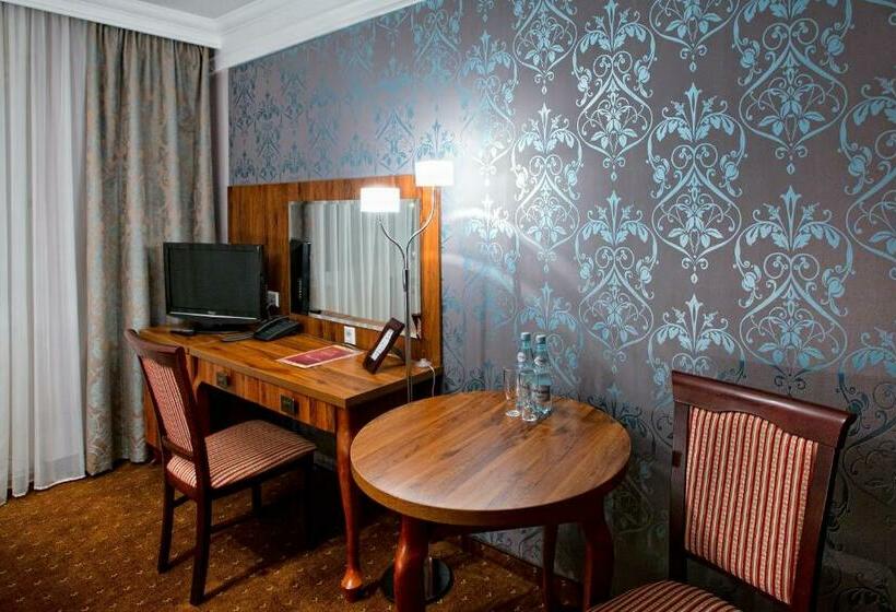 غرفة قياسية فردية, Gold