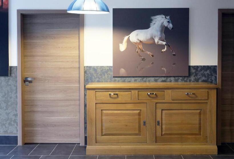 스탠다드 룸, Hédervári Lovas Vendégház