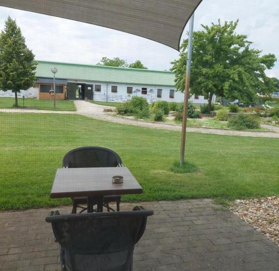 스탠다드 룸, Hédervári Lovas Vendégház