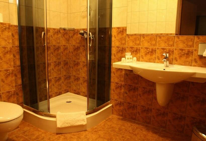 Quarto Estandar, Karino Spa